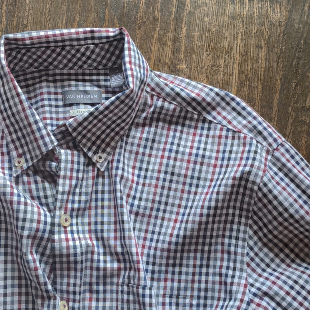 Van Heusen Classic Fit Men's Dress Shirt